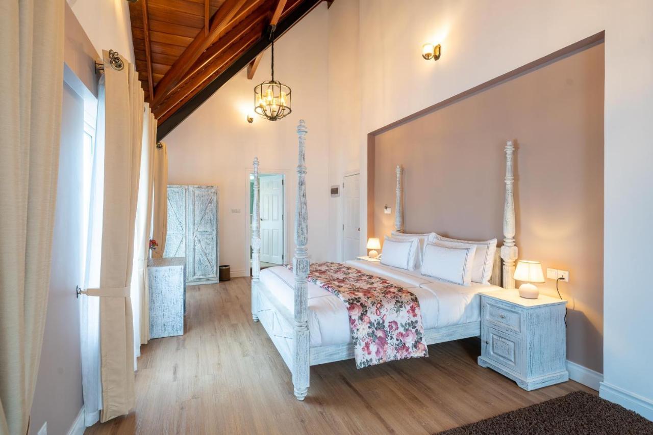 Pedro Barn Hotel At Little England Cottages Нувара Елия Екстериор снимка