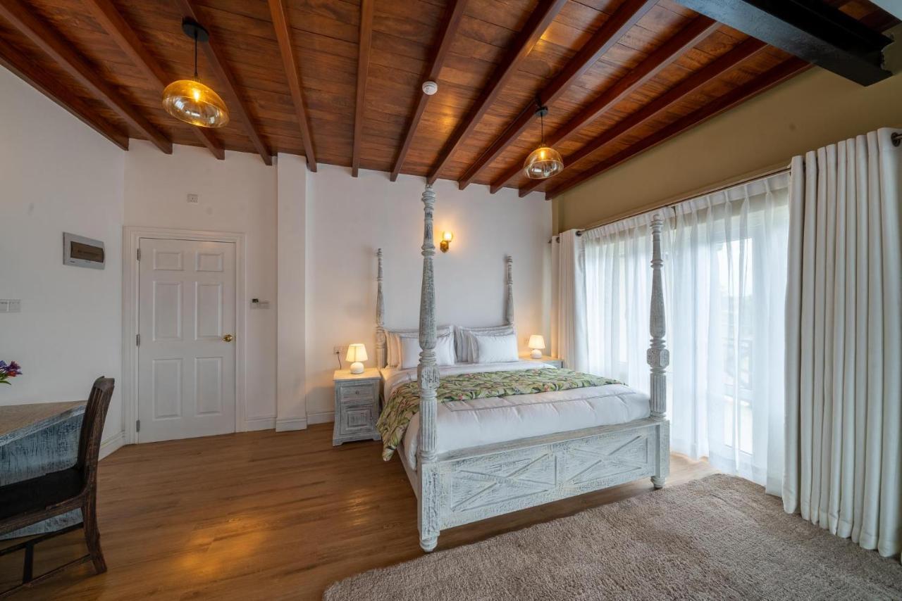 Pedro Barn Hotel At Little England Cottages Нувара Елия Екстериор снимка