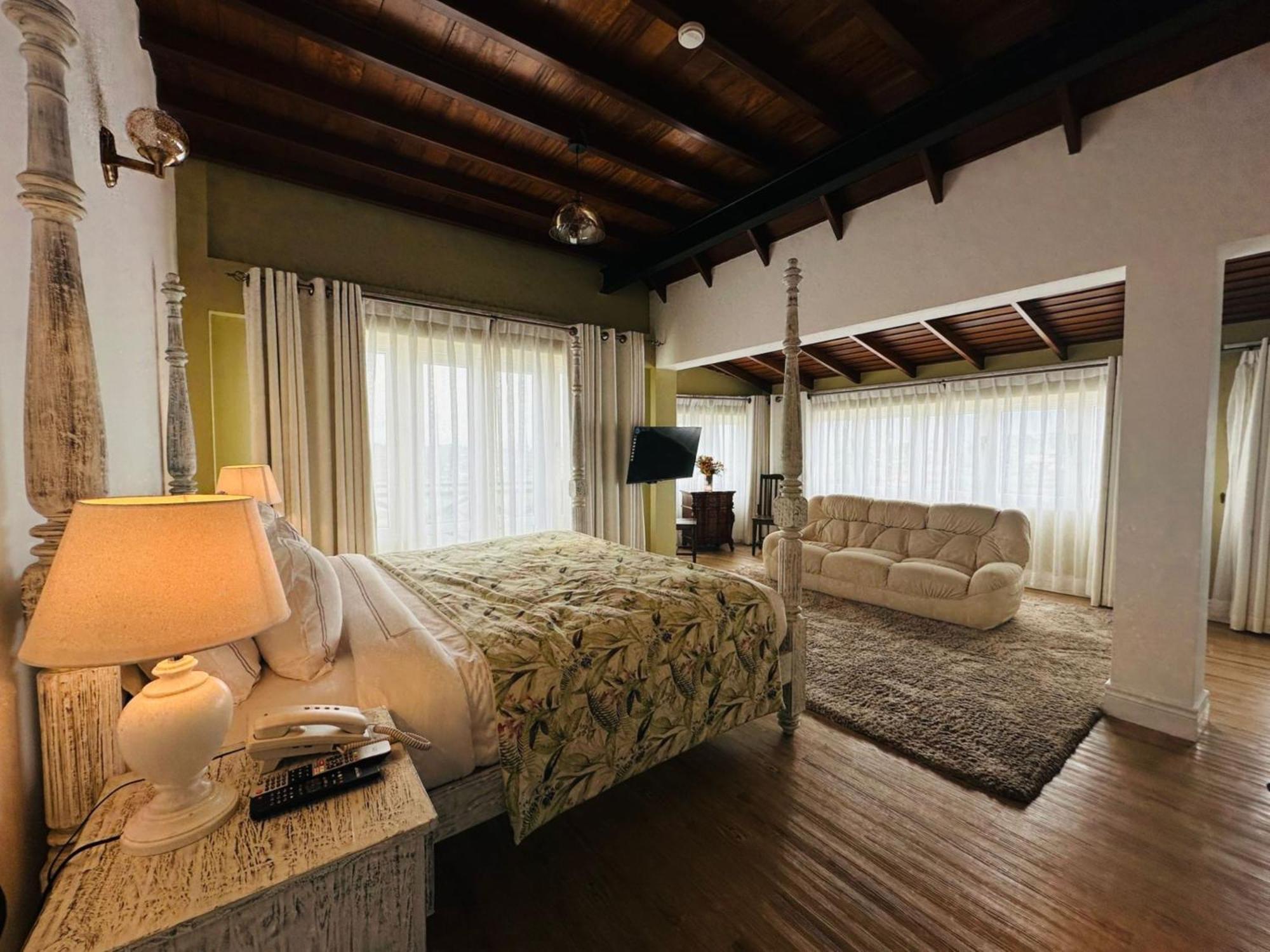 Pedro Barn Hotel At Little England Cottages Нувара Елия Екстериор снимка
