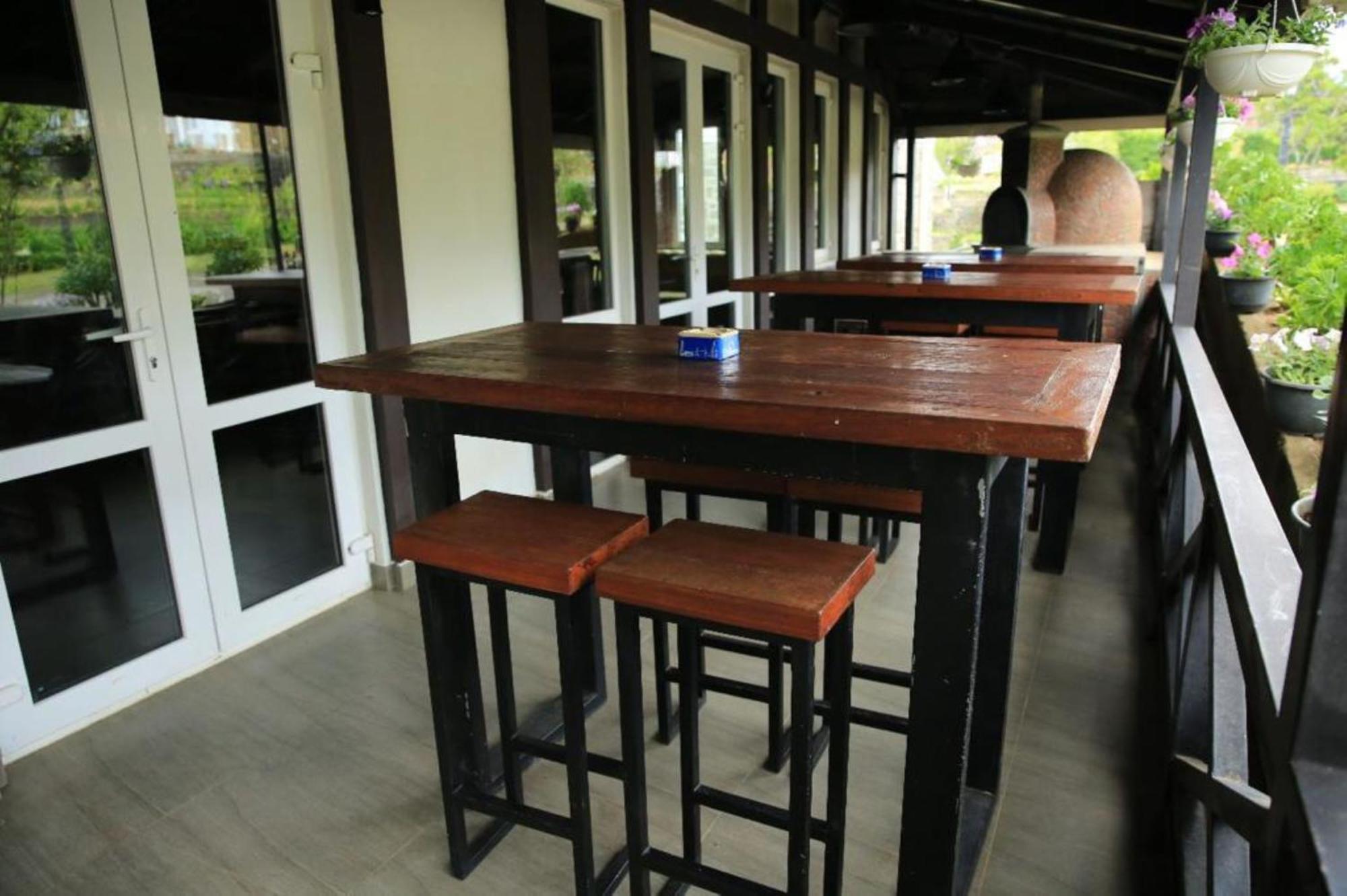 Pedro Barn Hotel At Little England Cottages Нувара Елия Екстериор снимка