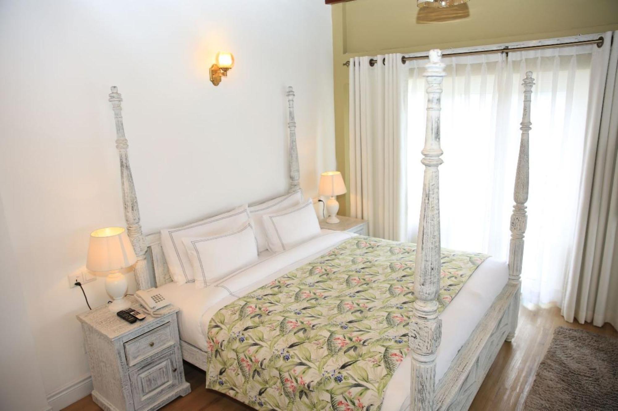 Pedro Barn Hotel At Little England Cottages Нувара Елия Екстериор снимка