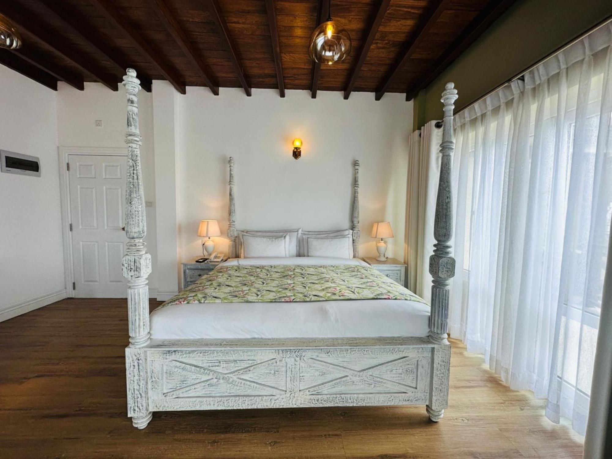Pedro Barn Hotel At Little England Cottages Нувара Елия Екстериор снимка