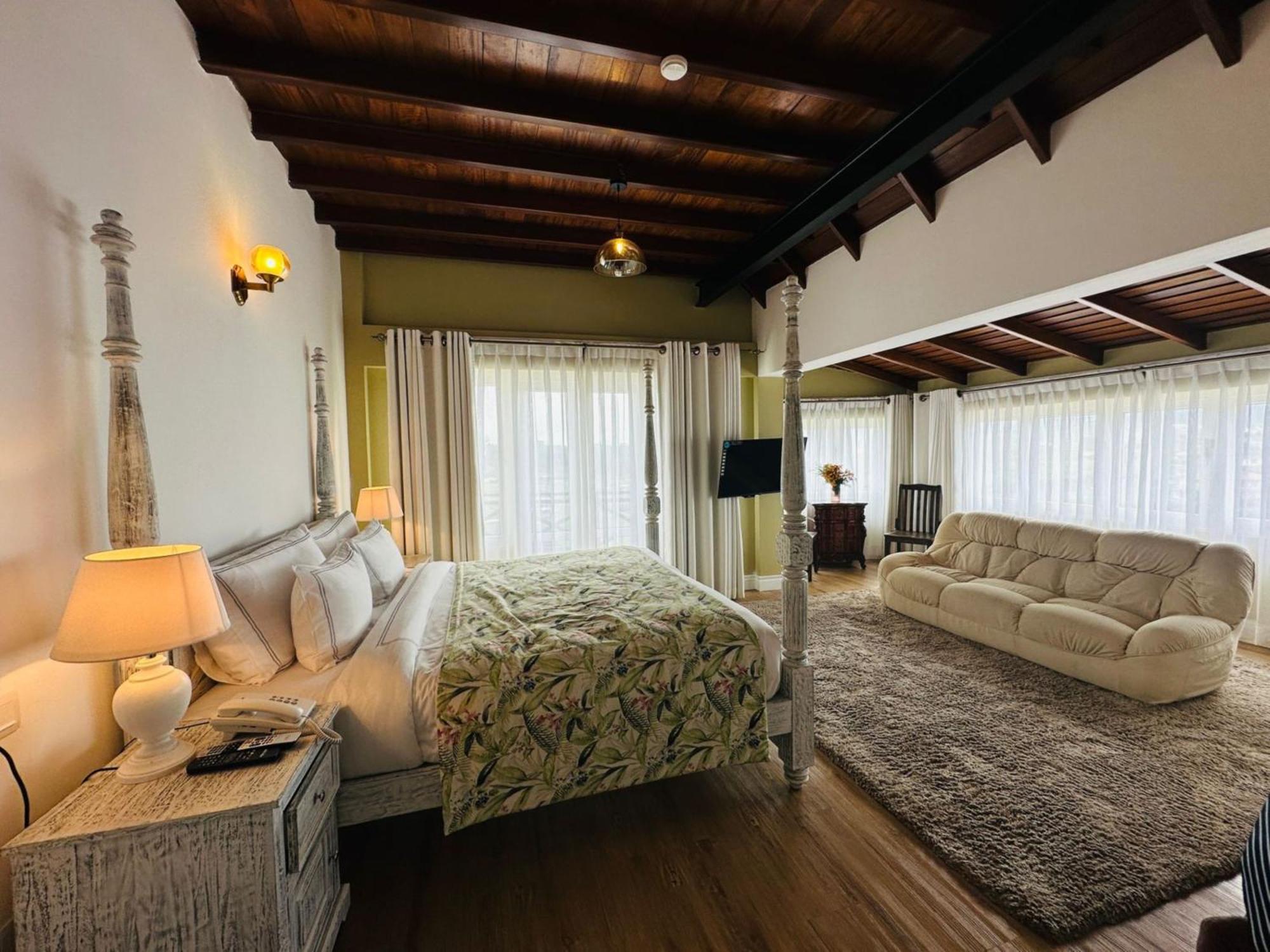 Pedro Barn Hotel At Little England Cottages Нувара Елия Екстериор снимка